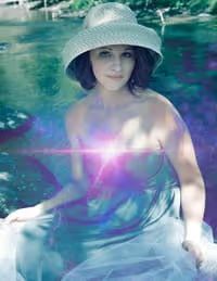 Intuitive Tiffany Rose